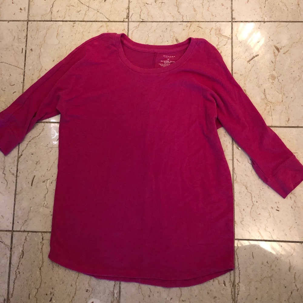 pink quarter length shirt